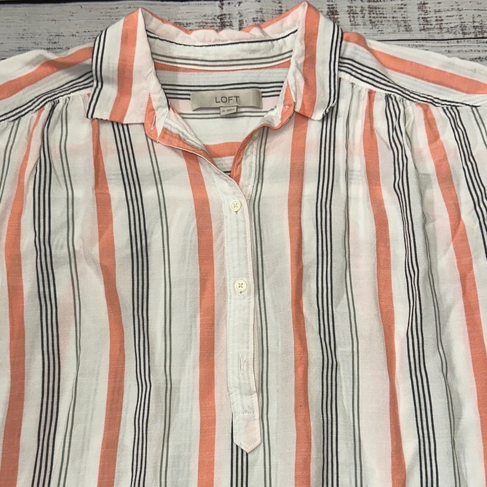 LOFT Coral and White Striped Top Sz. M - Picture 3 of 8